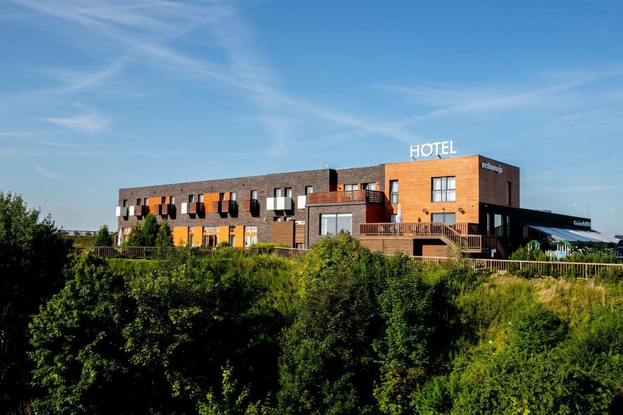 Hotel Nad Wisla トチェフ エクステリア 写真