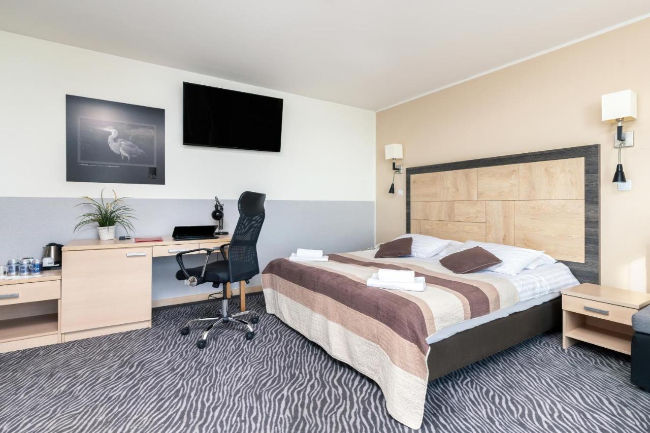 Hotel Nad Wisla トチェフ エクステリア 写真