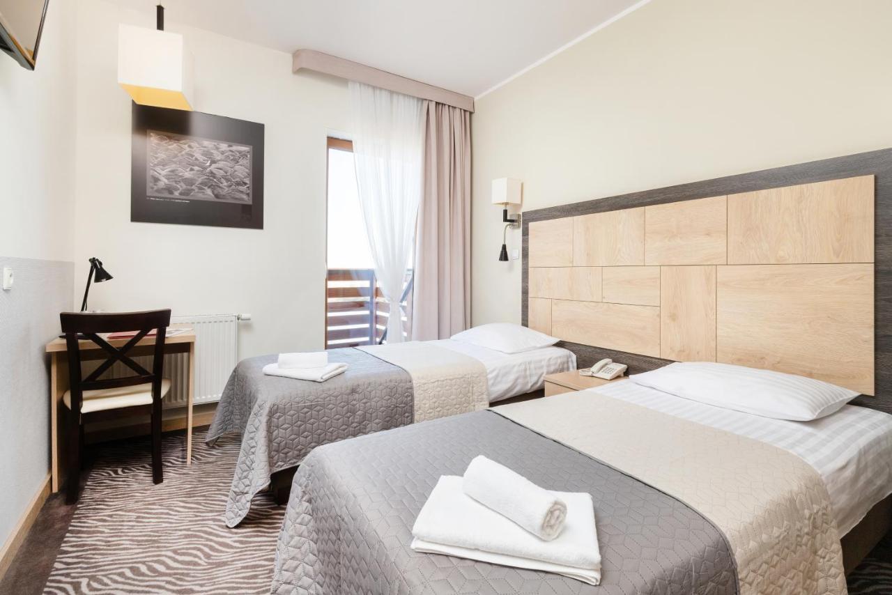 Hotel Nad Wisla トチェフ エクステリア 写真